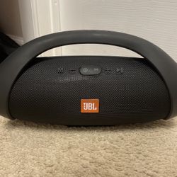 jbl Boombox  “replica”