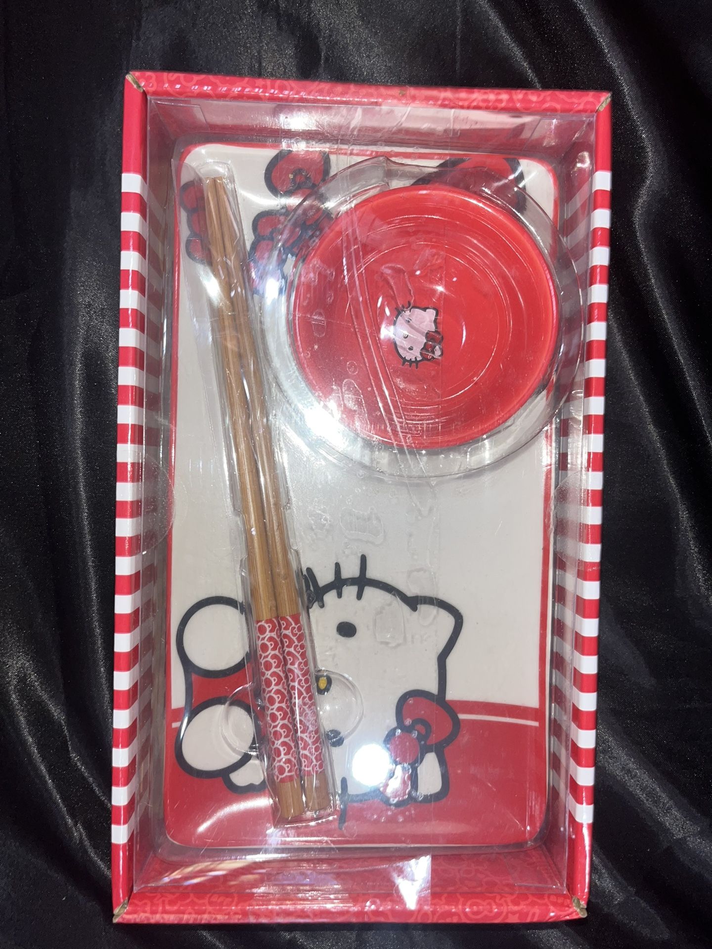 Hello Kitty Ceramic Sushi & Chopsticks Plate