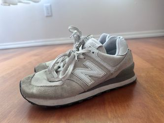 New balance shoes