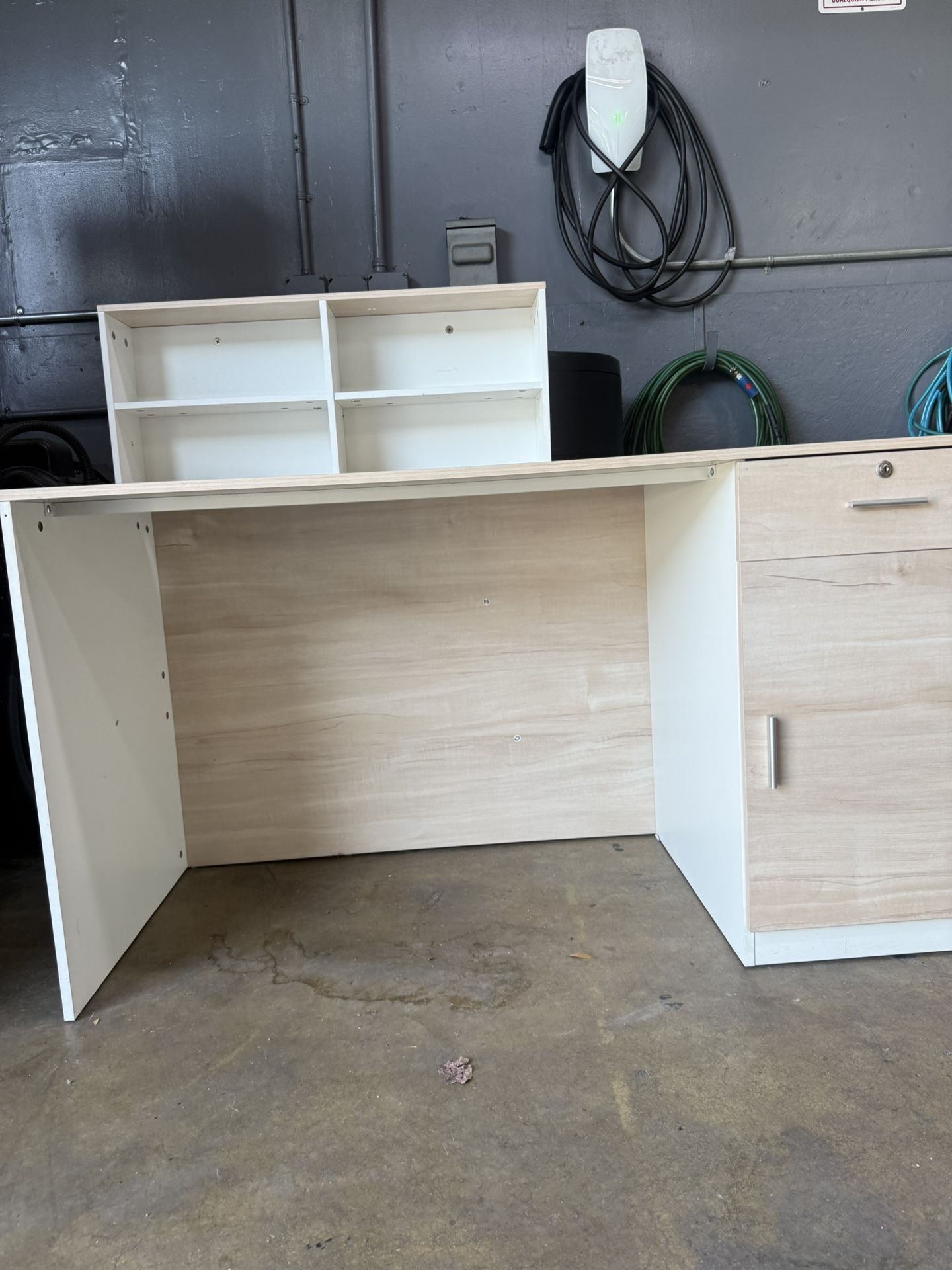 Reception desk