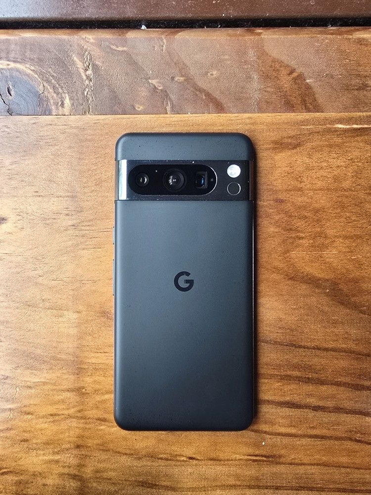 Pixel 8 Pro 128GB - Great Condition!