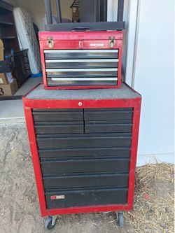 Older Craftsman Rolling Tool Box/ Srorage