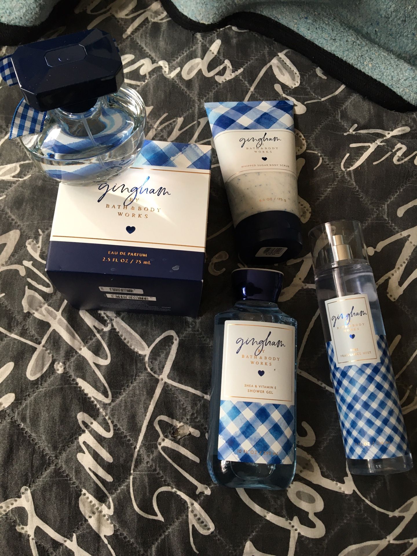 Gingham EAU DE PARDUM & Gingham Shea and vitamin E shower gel SET