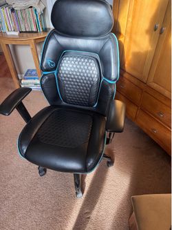 Gaming chair