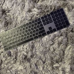 Apple Magic Keyboard 