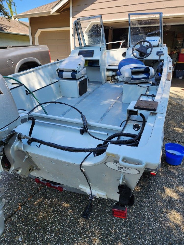 2005 16 ft smoker craft Tracer for Sale in Monroe, WA OfferUp