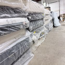 Outlet SALE 🔥King Mattress Starting From $279 and UP🔥