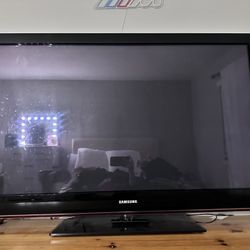 Samsung TV 60” ( NEED GONE TODAY) 