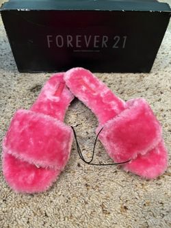 Faux Fur Slides