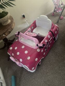 Mini mouse electric car