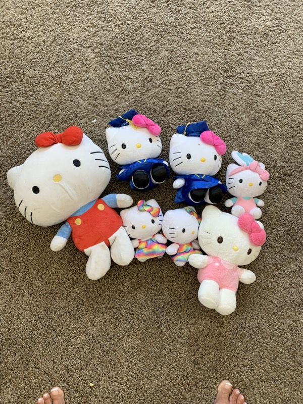 Hello kitty’s 7