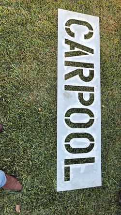 Carpool stencil 18”