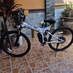 Electric Bicicle Barely Used It Folds