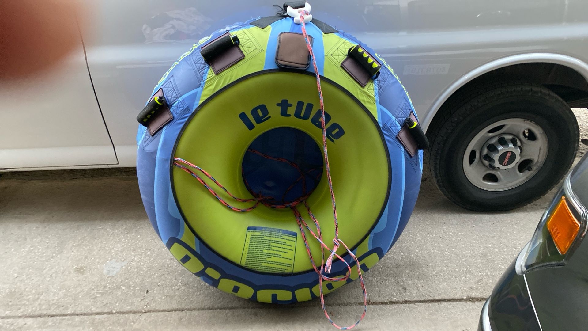 Free Boat Tube With Towing Rope