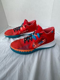 Nike Kyrie Flytrap 5 Size 11.5 Red Basketball shoes