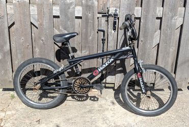Razor FS Pro Geometry 20" BMX-style bike