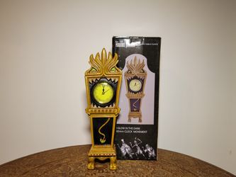 Disney's Haunted Mansion Clock 
