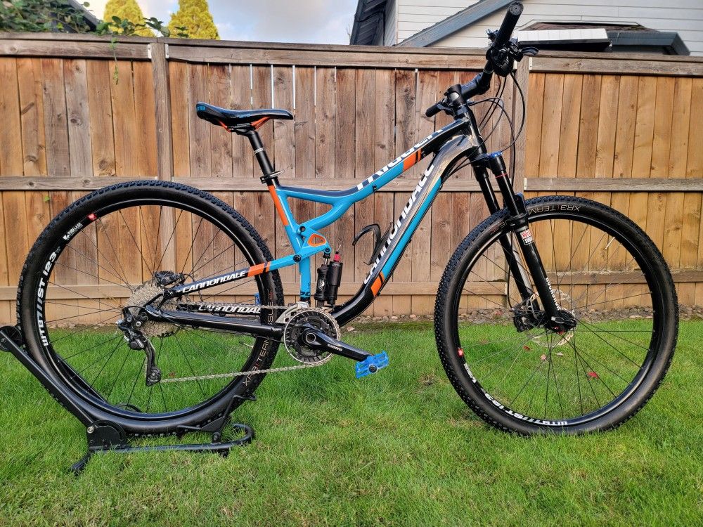 Cannondale Trigger 4 (2014) – Excellent Condition Size Large Full Suspension Mountain Bike