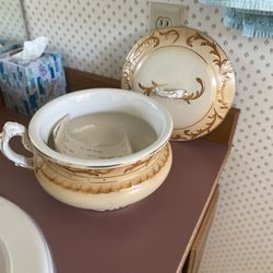 Chamber pot.  