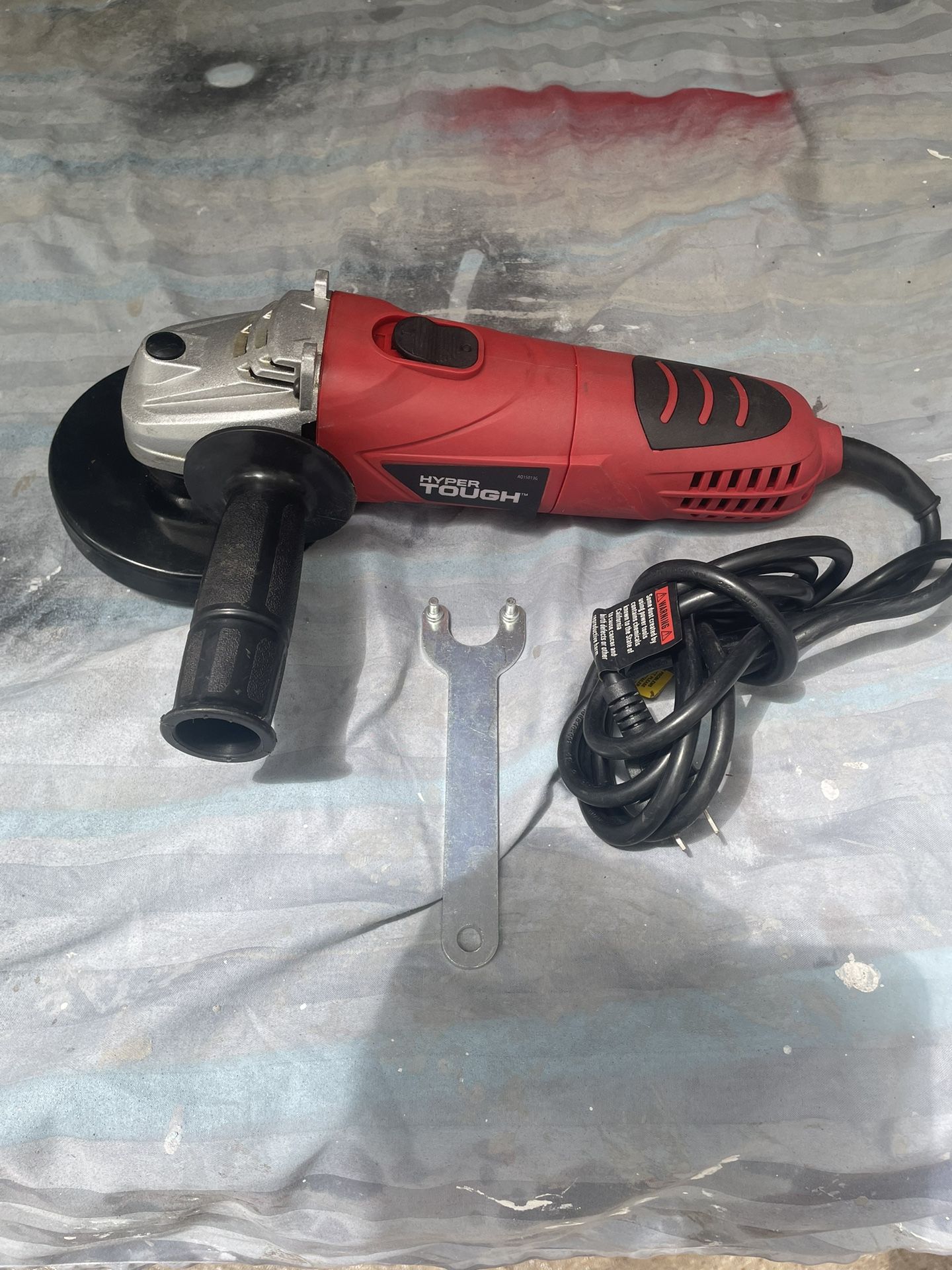 Hypertough 4 1/2”, 6 Amp Angle Grinder—Grinding Whl, Handle, Adjustable Guard, Wrench, 6’ Cord. 