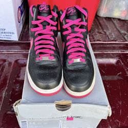 Nike Air Force 1 8.5 Men’s/ 10 Women 