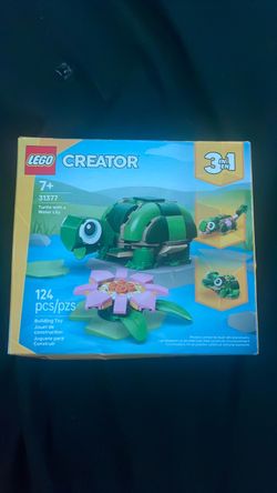 LEGO Creator 3-in-1 Turtle with a Water Lily 31377