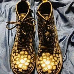 Dr. Martens Boots (Youth)