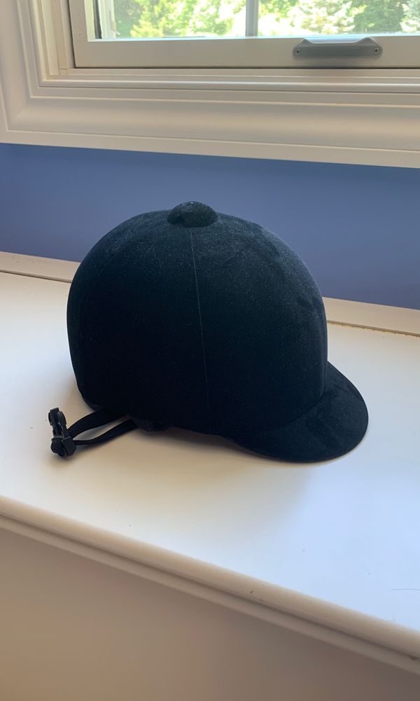 Horseback Riding Helmet for Sale in Fairlawn, OH OfferUp