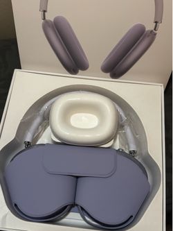 Apple AirPods Max – Great Condition 🎧
