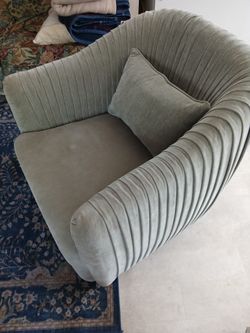 Plush Sitting Chair