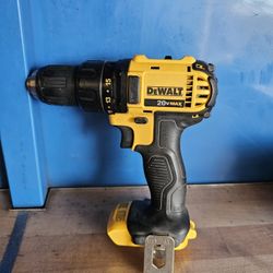 Dewalt 20v Drill DCD780
