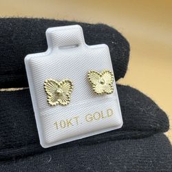 0RO 10K Aretes De Mariposa Color Oro Nuevos. 