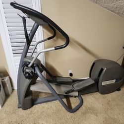 Precor Elliptical Machine 520i