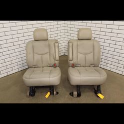 2003-2006 Chevy Suburban Yukon XL 2nd Row Captains Chair Seats (Neutral 522)