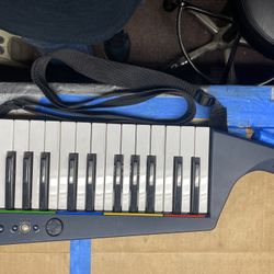 Rock Band 3 Wireless Keyboard W/Shoulder Strap