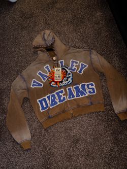 Size Small Vale Zip Up Brand New