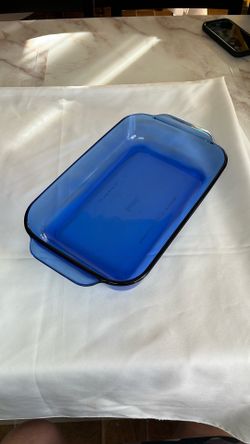 VINTAGE PYREX COBALT BLUE . 232-R