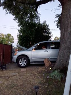 2004 Nissan Armada