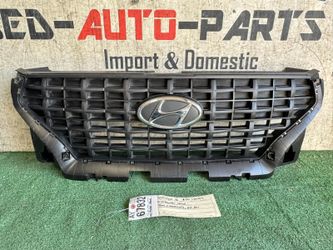 2020 - 2021 - 2022 - 2023 HYUNDAI VENUE FRONT BUMPER GRILLE OEM AY67832 w/emblem