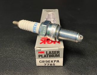 7785 CR9EKPA NGK | Laser Platinum Spark Plugs 1x         In Stock: 18