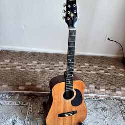Montana MT570GK Acoustic Guitar – Ready to Play