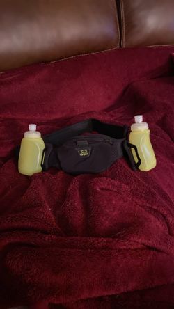 Amphipod Hydration Running Belt