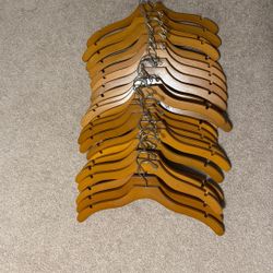 Wood Hangers Set Of 30