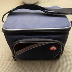 Igloo Soft side 6-Can Cooler With Carrying Strap Blue/Black - Lunch Box