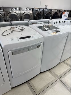 Lg top load washer and gas dryer set