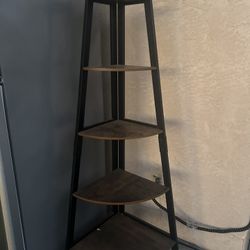 Corner Shelves