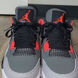 Air Jordans Retro Mid Infrared 