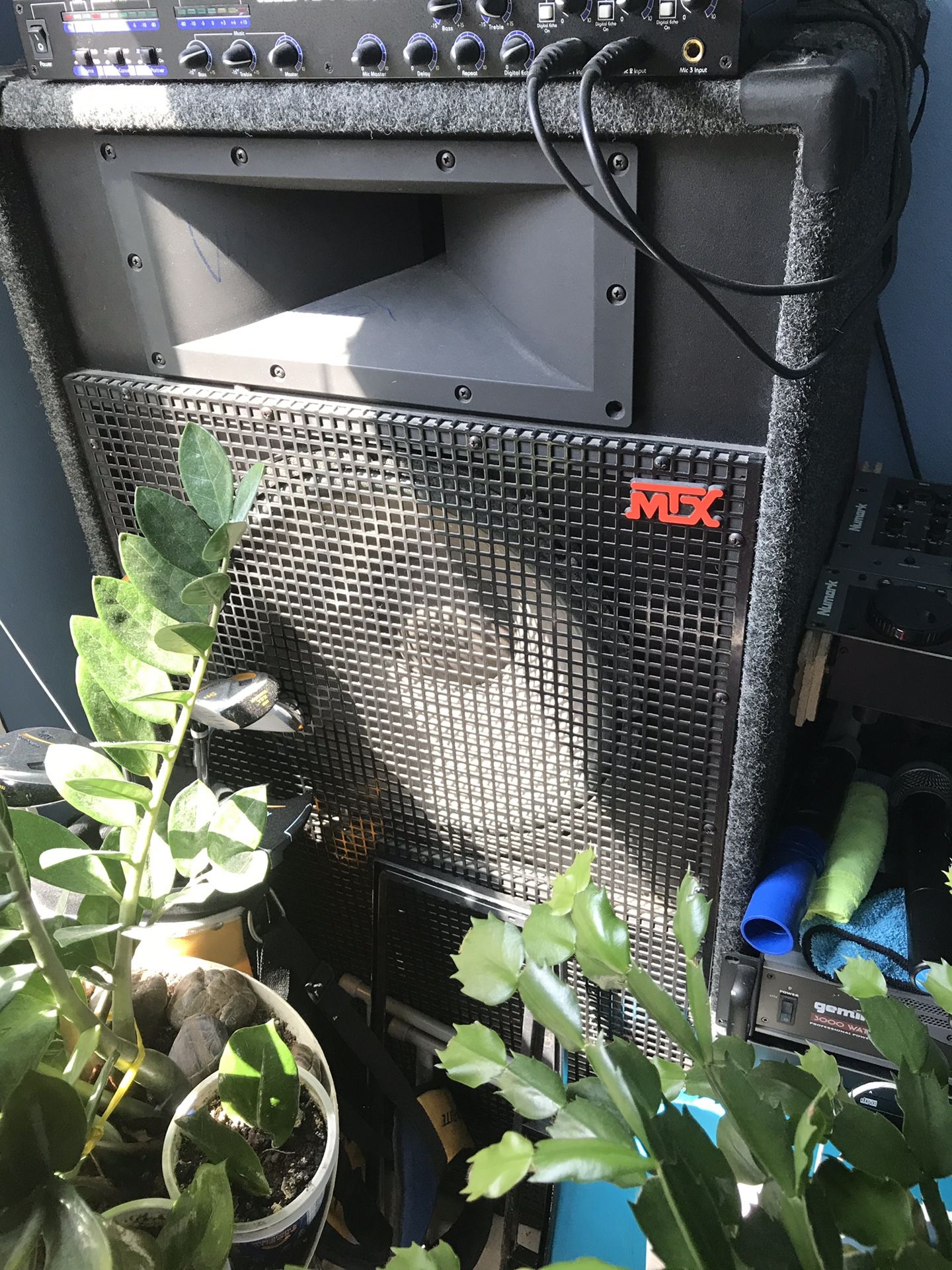 Cd - Dj equipment and loudspeaker 📢 A pair of 15” 3000 W amplifier