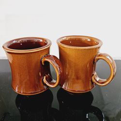 Vintage Pair of Reco Brown 4"×3" Glazed Ceramic Coffee Cups Mugs Teacups Set. Drinkware Restaurant Barware.

Pre-owned in excellent clean condition.  