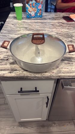 Individual pot cooker